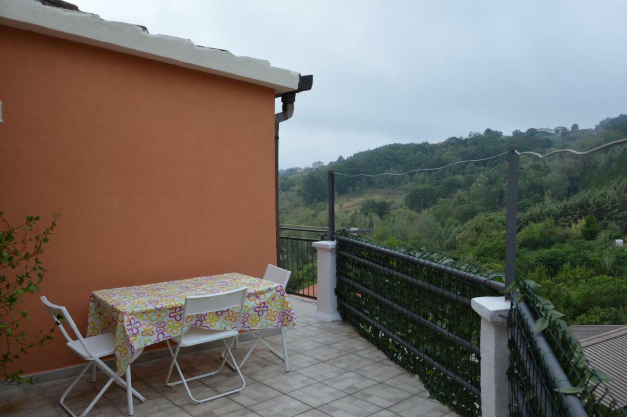 La Casa Di Zia Nina Villa Campolattaro Luaran gambar