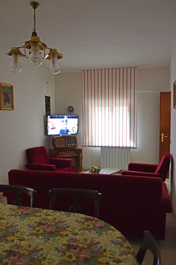 La Casa Di Zia Nina Villa Campolattaro Luaran gambar